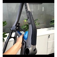 Bicycle frame protector frame body protector