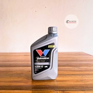Valvoline Motorcycle Engine Oil 0.8L (1 Bottle)