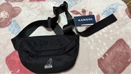 KANGOL 袋鼠 電繡Logo 黑色 腰包 胸包