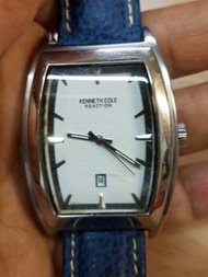 (SOLD) KENNETH COLE REACTION 長方拱面 日曆 夜光 三針 手錶 (see settlement location frist)