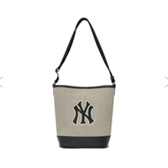 New กระเป๋า MLB แท้ NY MONOGRAM กระเป๋าสะพายข้าง/กระเป๋าถัง