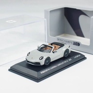 Mini Cut 1/64 Porsche 911 992.2 Carrera GTS Convertible Model