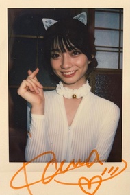 日本女優瀨户環奈簽名拍立得照片