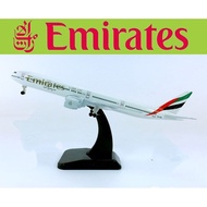 Emirates Boeing B777-300ER 18cm aircraft model Die Cast Collection (Pre-Order)
