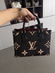 Louis Vuitton Monogram Mini Tote Bag