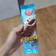 Wall's Feast DOUBLE COKLAT Kacang ice cream es krim ( only gojek )