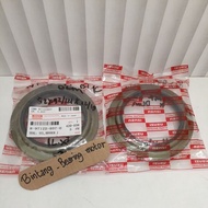 NMR 71 REAR INNER WHEEL SEAL 72x92/121x12/19 8-97122-937-0