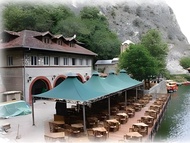 馬特卡峽谷酒店 (Canyon Matka Hotel)