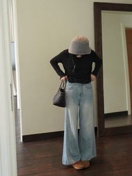 設計感有腔調版型四季淺色拖地高腰牛仔褲