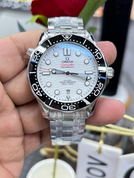 Omega 海馬300