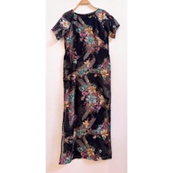 Vietnamese ao dai with 2 sleeves (Size XL).Vietnamese Ao Dai 2-sleeve short sleeve (Size XL).