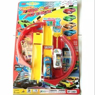 Racing Race Car Toy has a track