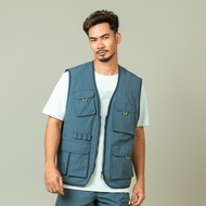 camel active Men Water-Repellent and Anti-Static Utility Vest in Regular Fit with Multiple Pockets i