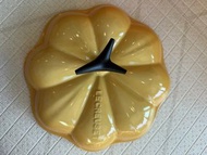 le creuset pumpkin casserole 22cm 2L honey lc蜜糖色芥末黃色琺瑯鑄鐵南瓜鍋22厘米 LC南瓜煲