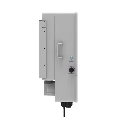 Poland Stock Deye Hybrid Inverter 220V/380V 3-Phase 8KW 10KW 12KW Deye Hybrid Solar Inverter with Wi