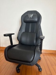 OSIM uThrone Office / Gaming Massage Chair 電競天王椅 (like new, barely used) - Black