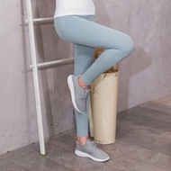 【NAMASTE】Slim 包覆瑜珈褲 - 淺綠灰