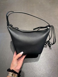 現貨Loewe Hammock hobo
特價