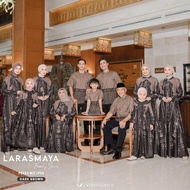 LARASMAYA COUPLE SET FAMILY DRESS KURTA SILK MOTIF BY VENTE