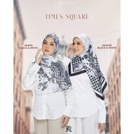 Raffida Scarf Times Square Black & White