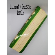 KEK LAPIS SARAWAK LUMUT CHESSE