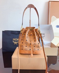 กระเป๋าสะพายผู้หญิง สะพายข้าง สะพายไหล่ เอ็มซีเอ็ม/mcm ขนาด 9inv/นิ้ว