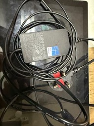 Microsoft Surface Pro 充電器