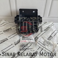 FUSE BOX FUSE BOX ORIGINAL TOYOTA DYNA 110 125 130 12V HINO DUTRO 110 125 130 12V 82600-0W020 ORIGIN