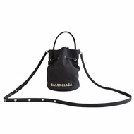 BALENCIAGA Wheel 水桶包