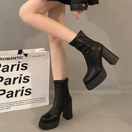 Women's 8p double-soled high-neck boots lined with soft leather and back zipper to hug the feet, squ