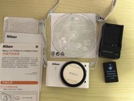Nikon 1 J1 Mirrorless Camera 套裝