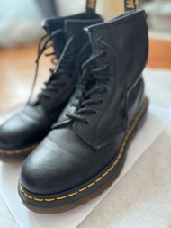 90% new Dr martens 1460 8孔 boot size 37