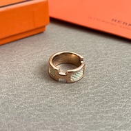 Hermes 玫瑰金 H 扣戒指 皮革戒指