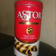 Astor double chocolate 330gram by mayora wafer stick kaleng