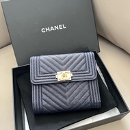 Chanel Boy 深藍金釦三折短夾
