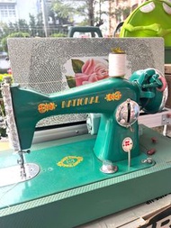 National 國際牌手提式縫紉機 古董裁縫機