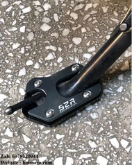 Đệm bàn chân chống nghiêng suzuki Gz 150a