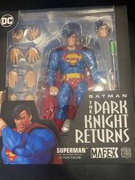 全新 盒未開  Mafex 161 超人 Superman The Dark Knight Returns Action Figure Medicom