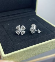 Van Cleef & Arpels 四葉幸運草耳環