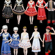 Guangxizhuang Family March March March Performance Costume National Family Costume 8.21