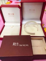 全新周大福手鐲盒，首飾盒