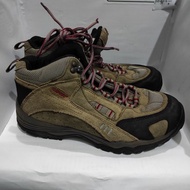 kasut hiking size 4.5uk bundle