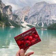 Lycopene ราคาขายส่ง มะเขือเทศเข้มข้น 300 mg **50 แผง** 1 แผง 15 เม็ด (สูตรเดิม) ขนาดพกพา exp.11/2025