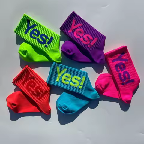 'Yes!' Mid Crew Socks for Men/Women Fashion Outdoor Skateboarding Sports Street Sock Breathable