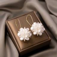 Korean White Acrylic Flower Petal Drop Earrings For Women's Fashion Statement Shell Flower Trend All