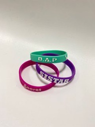 SISTAR, SECRET, B.A.P. wristbands
