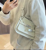 Mini Jypsiere M4奶灰色銀扣