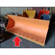 Case 580M 7ft Cutting Edge Pisau Bucket 112946A1 Backhoe 580M 580 Super M Double Sided Bolt On Edge