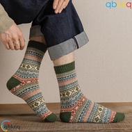 QBK6Q 5Pairs Cotton Socks Men, Snow Mid-Calf Thicken Socks Winter, Retro Stripes Christmas Nordic St