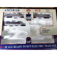 1: 87 AMTRAK Bullet Train Issued in Three Sections Original Packaging. If Interested, Dot < I Want} 